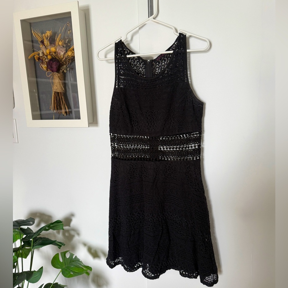 Black lace dress 🖤